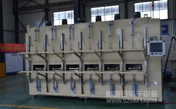 電容行業(yè)自動(dòng)化對(duì)接工業(yè)烘箱